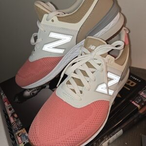 Balance574 Sport 'Dusted Peach'